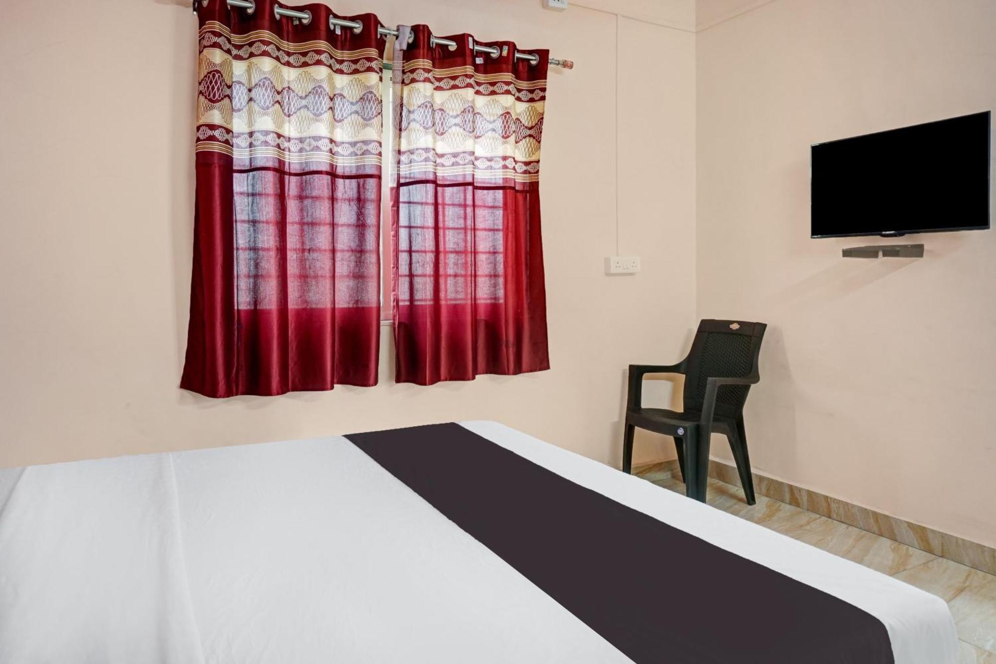 Hotel O Sky 7 Lodge Pimpalwandi Luaran gambar
