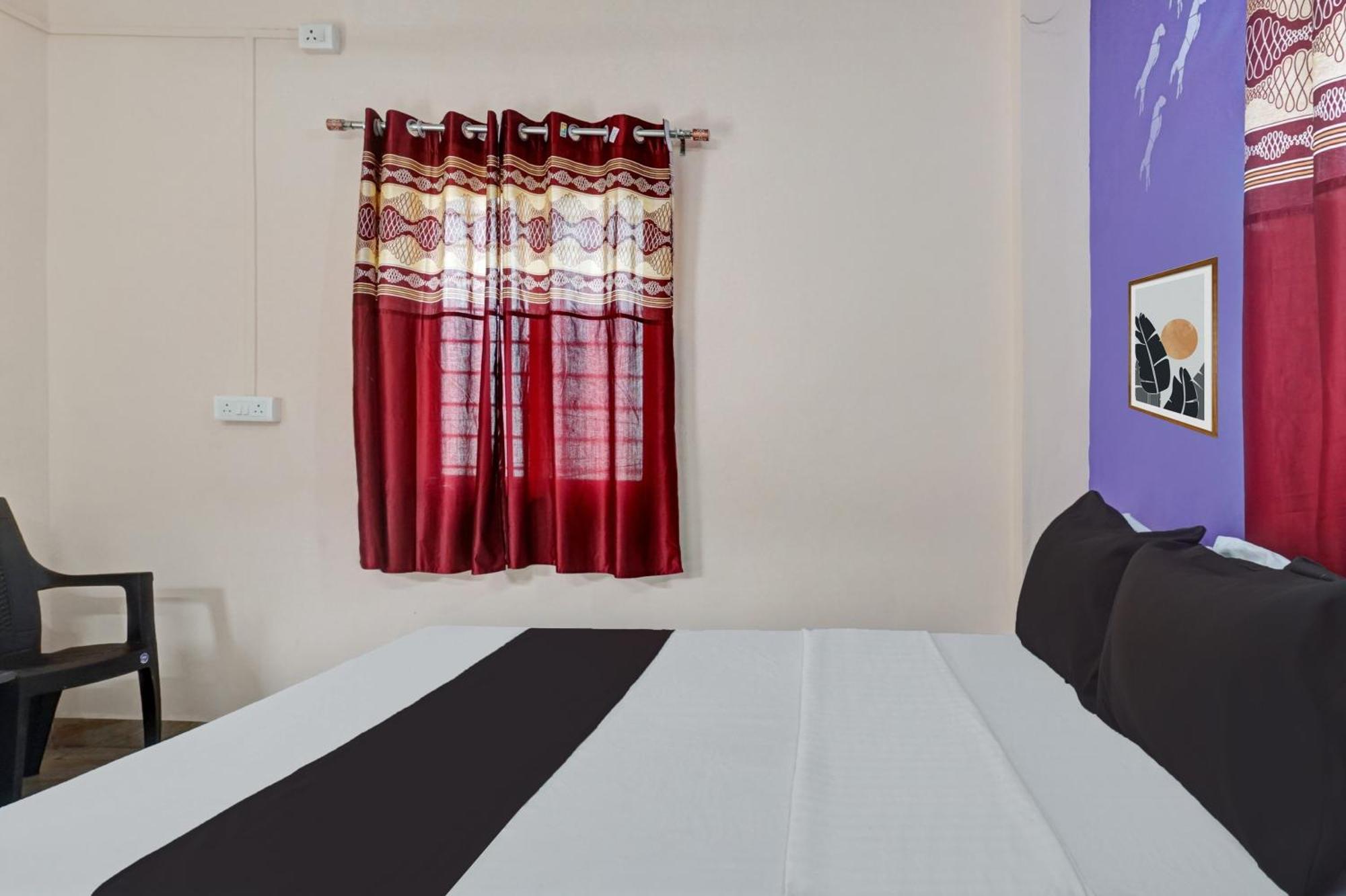 Hotel O Sky 7 Lodge Pimpalwandi Luaran gambar