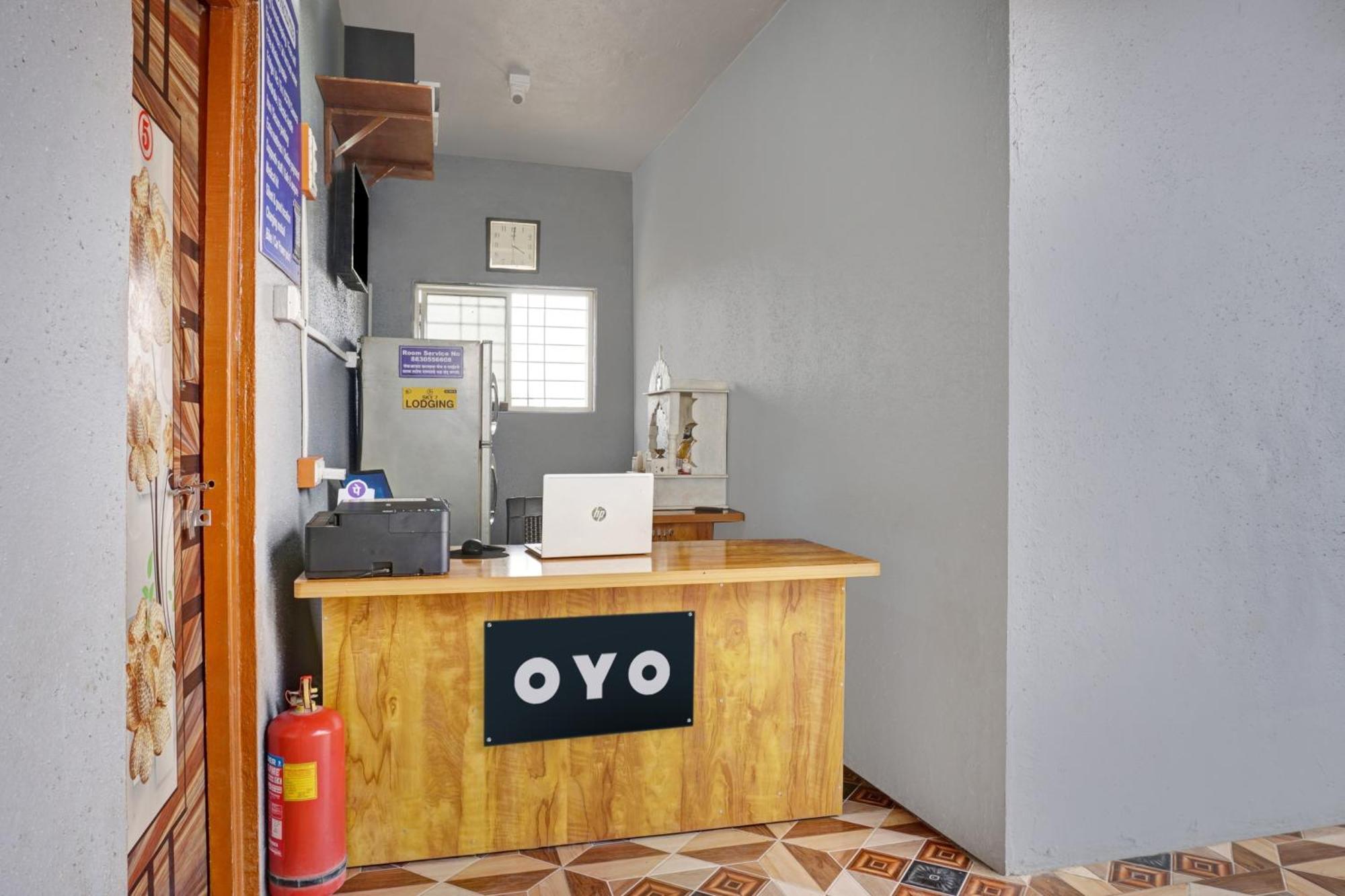 Hotel O Sky 7 Lodge Pimpalwandi Luaran gambar